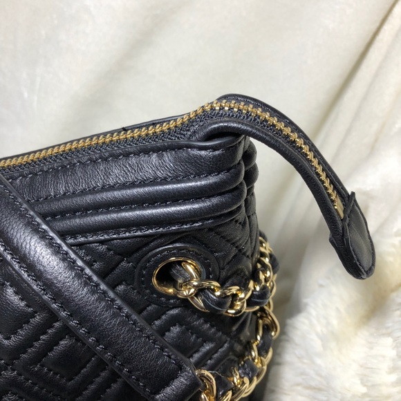 [Sold] Tory Burch Fleming Tote - Picture 4 of 6